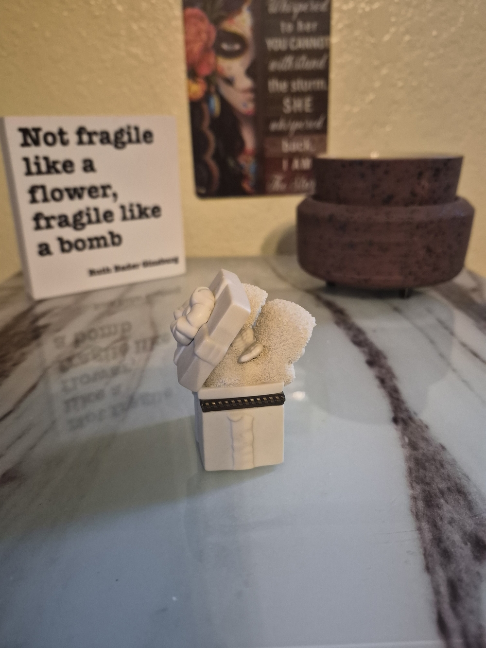 Snowbabies "Surprise" Trinket Box - Picture 4 of 7
